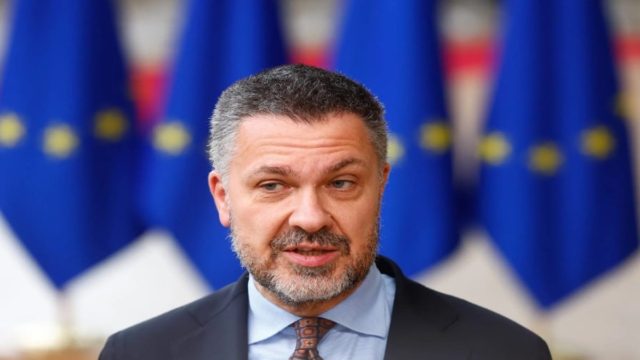 «Βόμβα» για Qatargate: Απολύθηκε από γενικός γραμματέας της Διεθνούς Συνομοσπονδίας Συνδικάτων ο Λούκα Βισεντίνι