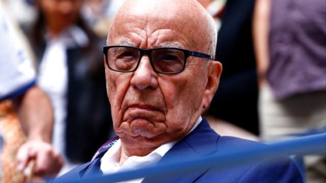 O 92χρονος μεγιστάνας Ρούπερ Μέρντοχ αρραβωνιάστηκε για 5η φορά! – Ποια είναι η νύφη
