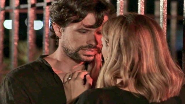 Σασμός – Spoiler 8/3: «Υπάρχει κάτι που δεν ξέρεις» – Απόψε η σκηνή Αστέρη και Αργυρώς που θα αφήσει άφωνο το τηλεοπτικό κοινό