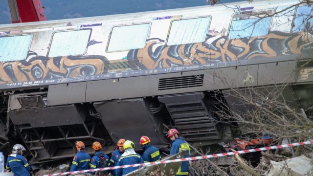 Έγγραφα που δείχνουν το μεγαλείο της ντροπής: Ξεκίνησαν λίγες ώρες μετά την τραγωδία στα Τέμπη για έργα ασφαλείας που έπρεπε να έχουν ήδη γίνει!
