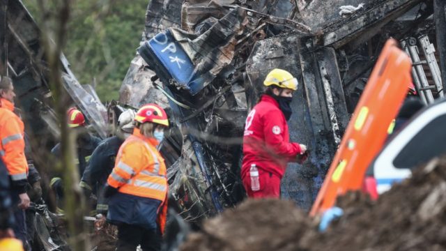 Τραγωδία στα Τέμπη: Αυτεπάγγελτη έρευνα από τη Ρυθμιστική Αρχή Σιδηροδρόμων – Τι θα εξετάσει