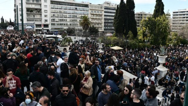 Τραγωδία στα Τέμπη: Φωνή λαού στο Σύνταγμα – Συλλαλητήριο στο Σύνταγμα από εργαζομένους σε Ηλεκτρικό-Μετρό και συγκεντρώσεις σε όλη την Ελλάδα