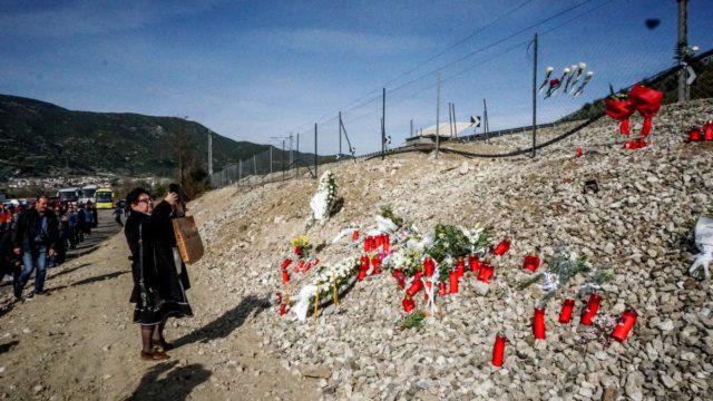 Τραγωδία στα Τέμπη: Μνημείο αδιαφορίας κυβέρνησης και Δημοσίου για τις ζωές των πολιτών – Η ανύπαρκτη τηλεδιοίκηση, τα αμαρτήματα ΟΣΕ-ΡΑΣ και οι… κοπάνες του σταθμάρχη