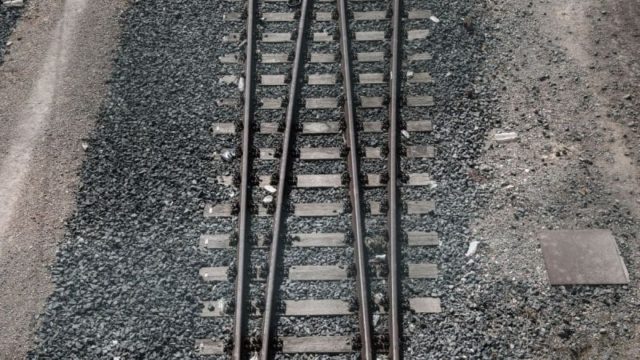 Restart στα τρένα με λιγότερα δρομολόγια – Στις 11:00 οι ανακοινώσεις Γεραπετρίτη