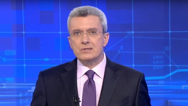 Δύσκολες στιγμές στον ΑΝΤ1 για τον Νίκο Χατζηνικολάου – Δυσάρεστα νέα για το δημοσιογράφο
