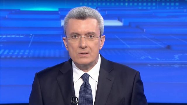 Ανείπωτος θρήνος για τον Νίκο Χατζηνικολάου: «Βαραίνει το στήθος μας…»