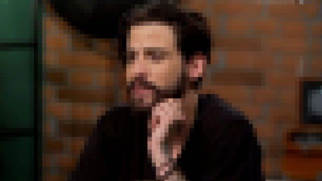 Χωρισμός “βόμβα” στην ελληνική σοουμπιζ: Τίτλοι τέλους για γνωστό τραγουδιστή – «Χώρισα! Κάθομαι σπίτι μου, πίνω και γκομενίζω» (Video)