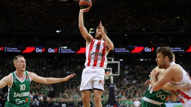 Ολυμπιακός – Ζαλγκίρις 72-74: Ο Βεζένκοβ «καθάρισε» το παιχνίδι στο Κάουνας