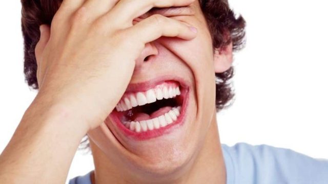 Πως λέγονται τα οπίσθια του αδελφού;: Το καμένο ανέκδοτο της ημέρας (05/04)