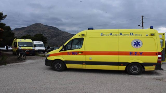 Τραγωδία στη Λέσβο: Νεκρή 30χρονη που έκαιγε κλαδιά με τον σύζυγό της
