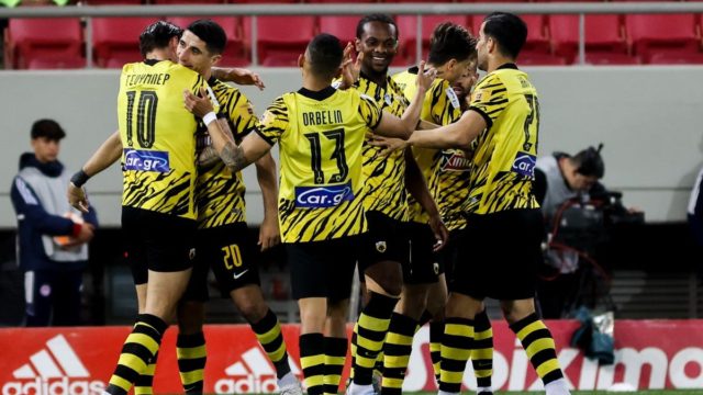 Ολυμπιακός – ΑΕΚ 2-1: Η Ένωση στον τελικό του Κυπέλλου Ελλάδας Novibet, φουλάρει για το νταμπλ