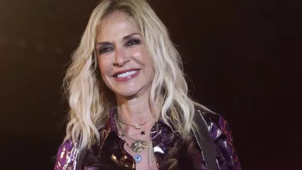 «Βόμβα» για την Άννα Βίσση: Η νέα σχέση με νεαρό γυμναστή που βγήκε στη φόρα (photo)
