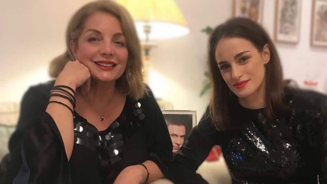 Οικογενειακές στιγμές για την Άντζελα Γκερέκου: Το Πάσχα με την κόρη της στην Κέρκυρα χωρίς τον Βοσκόπουλο (photos)