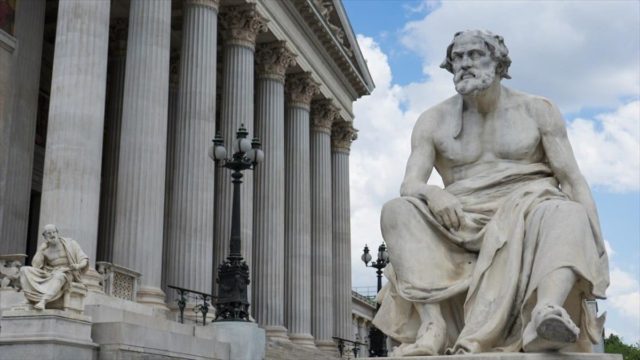 Με IQ στον… Θεό: Οι τροφές που απέφευγαν οι Αρχαίοι Έλληνες και ήταν πιο έξυπνοι!
