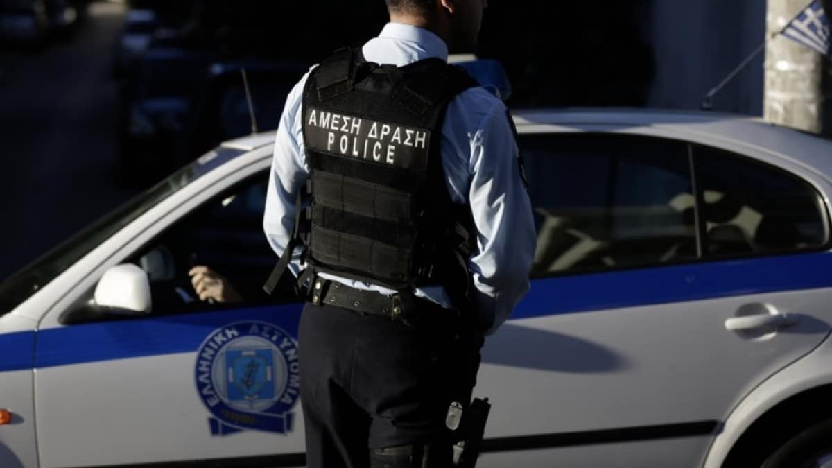 Συναγερμός στη Θεσσαλονίκη: Πυροβόλησαν αστυνομικό με αεροβόλο στο κέντρο της πόλης