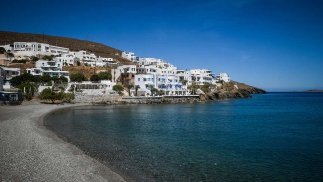 Vogue: Αυτές είναι οι καλύτερες παραλίες της Ελλάδας για το 2023