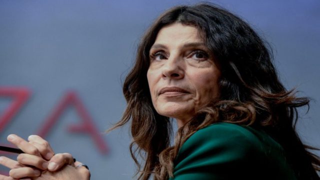 «Κόλαφος» η Πόπη Τσαπανίδου – «Το έχουν εγκαταλείψει, χωρίς…»