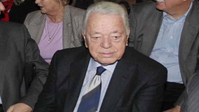 «Την Παρασκευή είχε υποβληθεί σε χειρουργείο στο…»: Αυτή είναι η αιτία θανάτου του Γιώργου Μπόμπoλα!