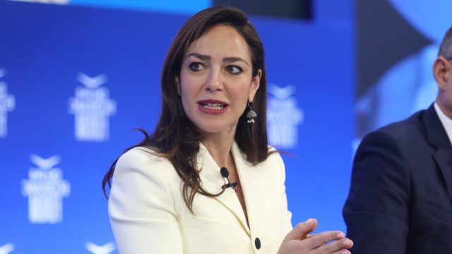 Δόμνα Μιχαηλίδου: «Κανένα παιδί σε δομή μέχρι το 2027»