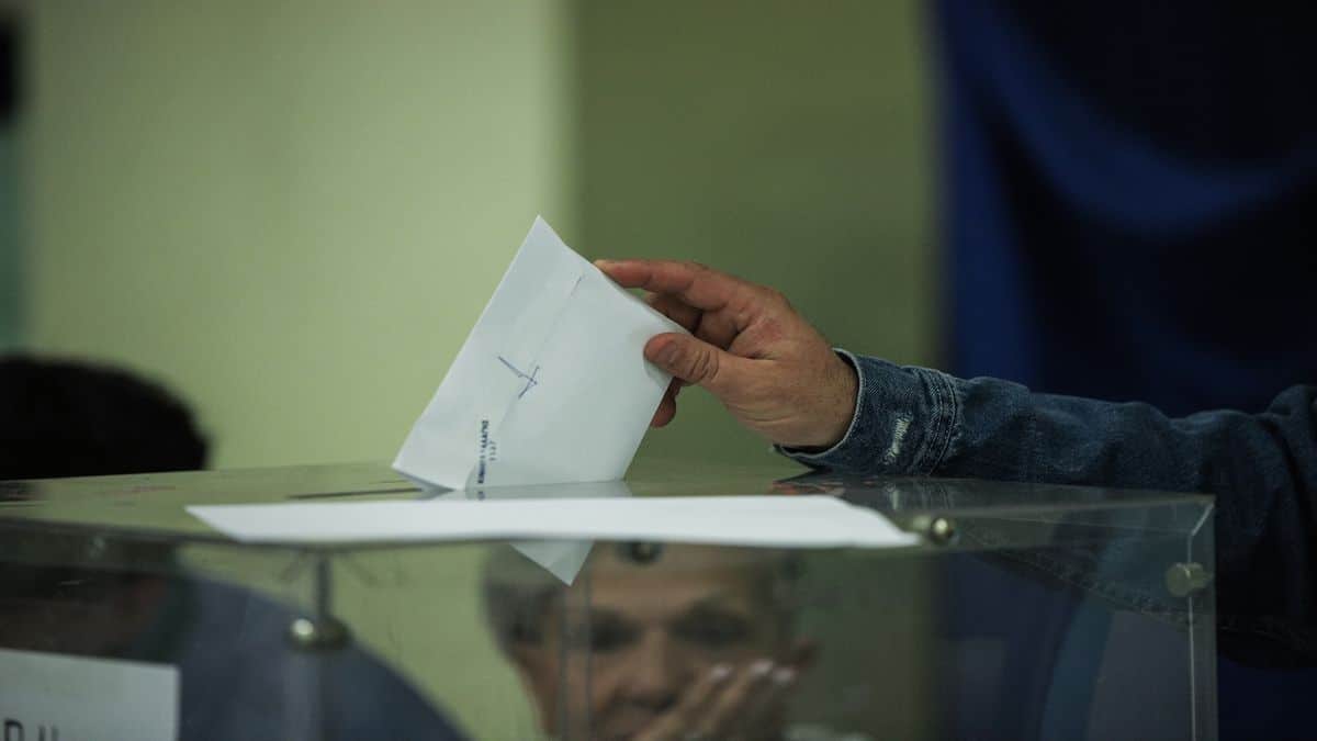 Εκλογές 2023: Ποιοί εργαζόμενοι δικαιούνται εκλογική άδεια; – Τι ισχύει για όσους δουλεύουν πενθήμερο;