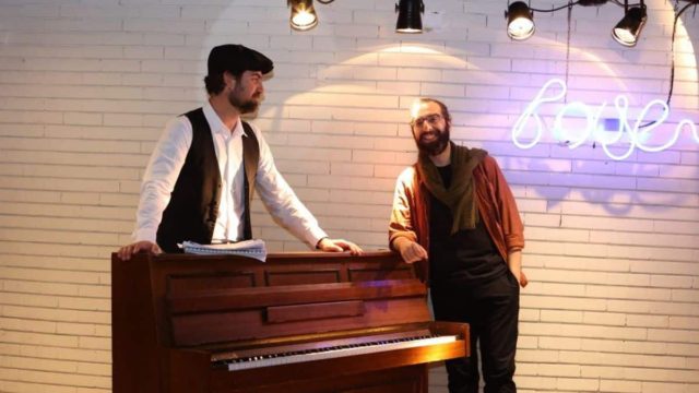 Η παράσταση «Φουαγιέ» στο Θέατρο Τζένη Καρέζη