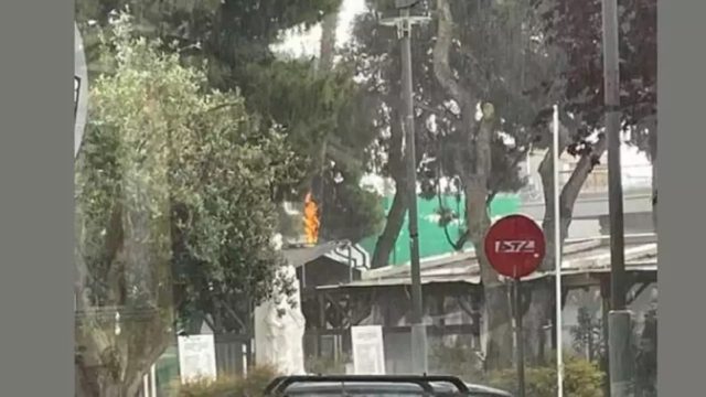 Τρόμος στο Μαρούσι: Κεραυνός έπεσε δίπλα σε γνωστή κεντρική καφετέρια – Φωτιά σε δέντρα (photo)