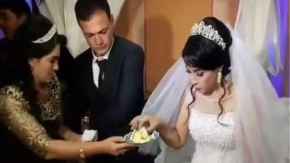 Οργισμένος γαμπρός χαστουκίζει τη νύφη στη δεξίωση του γάμου τους – Ο λόγος θα σας αφήσει άφωνους