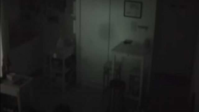 Έβαλε κρυφή κάμερα να δει τι του αναστατώνει την κουζίνα – Toυ κόπηκε το αίμα με αυτό που είδε (Video)