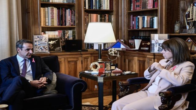 Εκλογές 2023: Στις 11:00 του Σαββάτου (22/4) ξεκινά η προεκλογική περίοδος – Η συνάντηση Μητσοτάκη-Σακελλαροπούλου για τη διάλυση της Βουλής