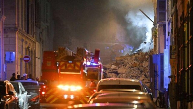 Μασσαλία: Κατάρρευση τετραώροφης πολυκατοικίας – «Να προετοιμαστούμε για θύματα» (video)