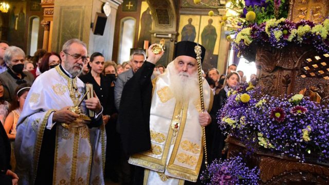 Μεγάλη Παρασκευή – «Η ζωή εν τάφω…»: Τα Εγκώμια του Επιταφίου θρήνου (Video)