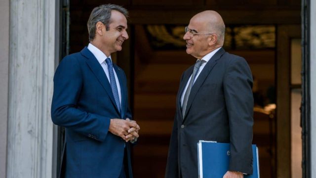 Εκτός νέας κυβέρνησης ο Νίκος Δένδιας – Ο Κυριάκος Μητσοτάκης ετοιμάζεται να τον κάνει Πρόεδρο της Βουλής