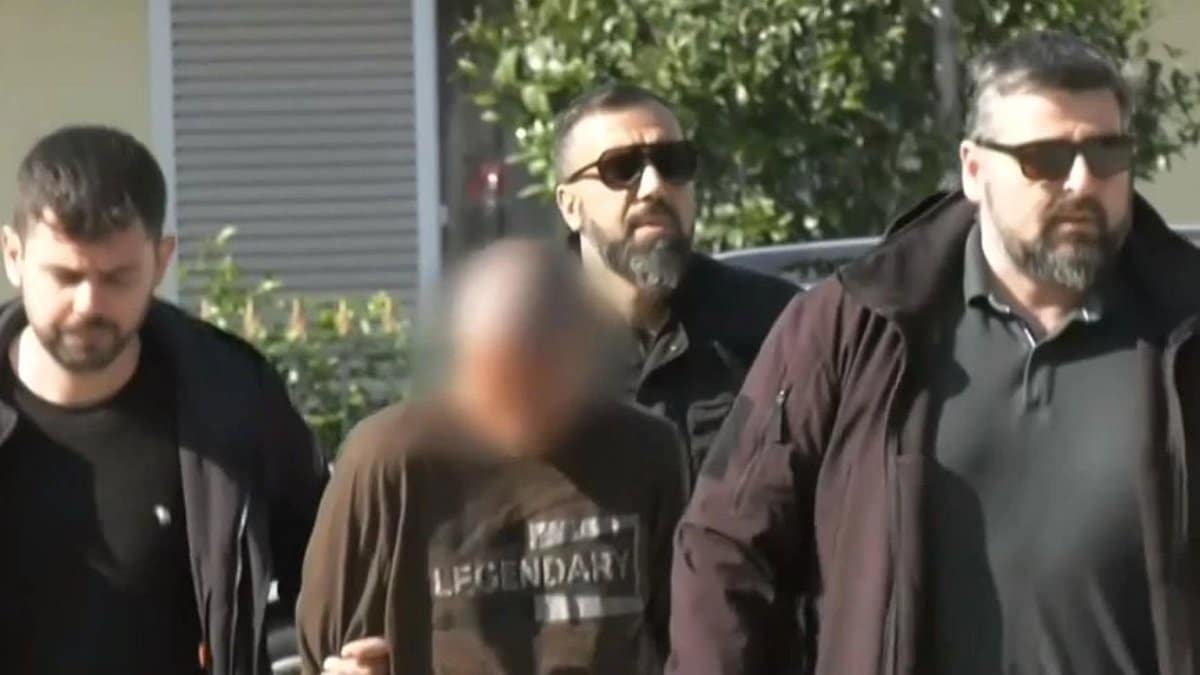 Τα πρώτα λόγια του μητροκτόνου από τη Θεσσαλονίκη: «Εγώ την σκότωσα, αυτές τις 20 ημέρες προσπαθούσα…»