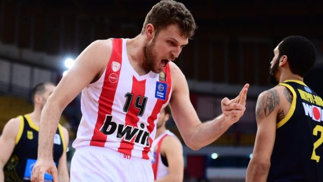 Ολυμπιακός – Άρης 97-73: Εύκολη πρώτη νίκη για τους Πειραιώτες