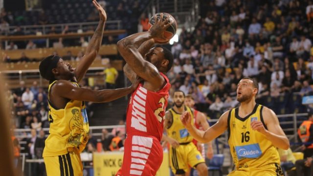 Άρης – Ολυμπιακός 58-82: Περίπατος για τους ερυθρόλευκους