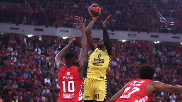 Ολυμπιακός – Φενέρμπαχτσε 78-82: Χάθηκε το πλεονέκτημα, ζητείται μπρέικ στην Κωνσταντινούπολη