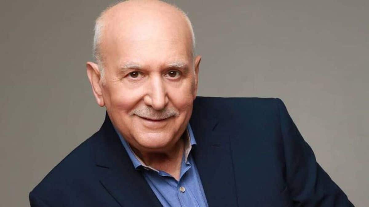 Με τα «μπούνια» ο Γιώργος Παπαδάκης – Τηλεοπτική ανατροπή για τον δημοσιογράφο