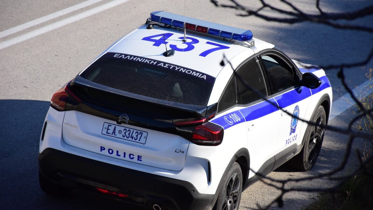 Συναγερμός στο Μαρκόπουλο: Του έκλεισαν τον δρόμο και τον πυροβόλησαν