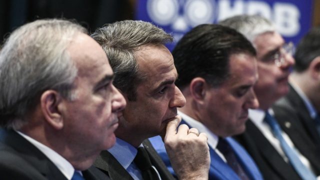 Ανατροπή στην ελληνική οικονομία: Έκλεισε με 0.1% πρωτογενές πλεόνασμα για το 2022!