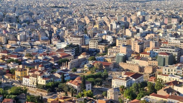 Πλαφόν στο επιτόκιο 400.000 στεγαστικών δανείων: Πού “κλειδώνουν” οι δόσεις!