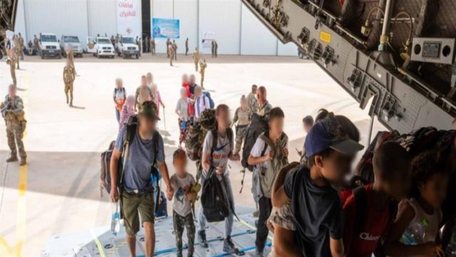 Σουδάν: Απεγκλωβίστηκαν ακόμα δέκα Έλληνες! Πόσοι έχουν διασωθεί – Η τεράστια επιχείρηση απεγκλωβισμού με κομάντος και πολεμικά αεροσκάφη (Video)