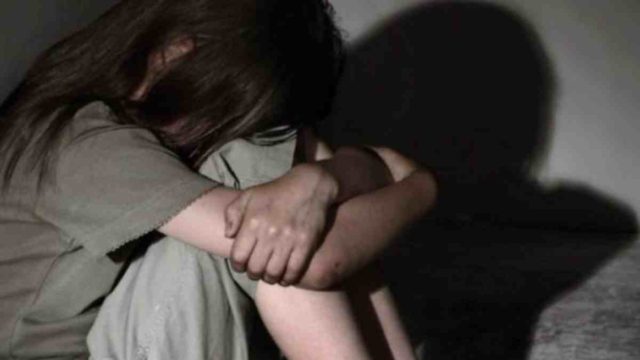 Βιασμός 12χρονης στον Κολωνό: «Αναγνώρισε γνωστό καναλάρχη της Αττικής και βασιλιά του telemarketing»