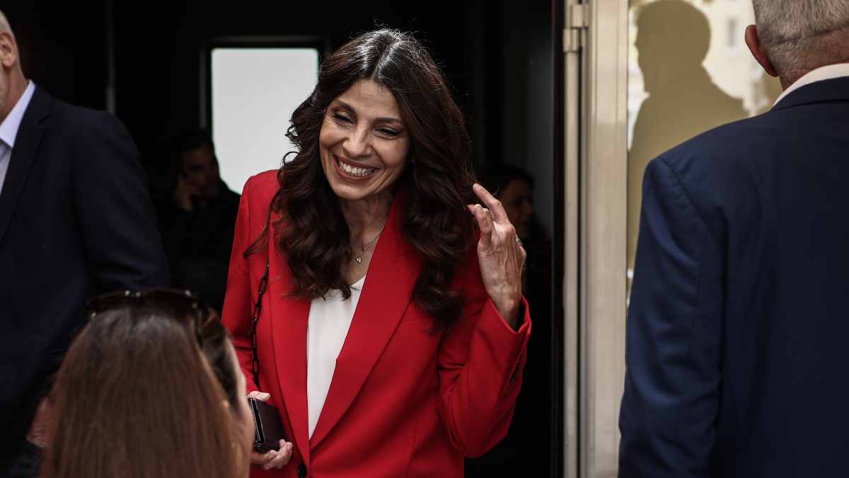 Αγνώριστη η Πόπη Τσαπανίδου: Η φωτογραφία που δημοσίευσε χωρίς ίχνος μακιγιάζ
