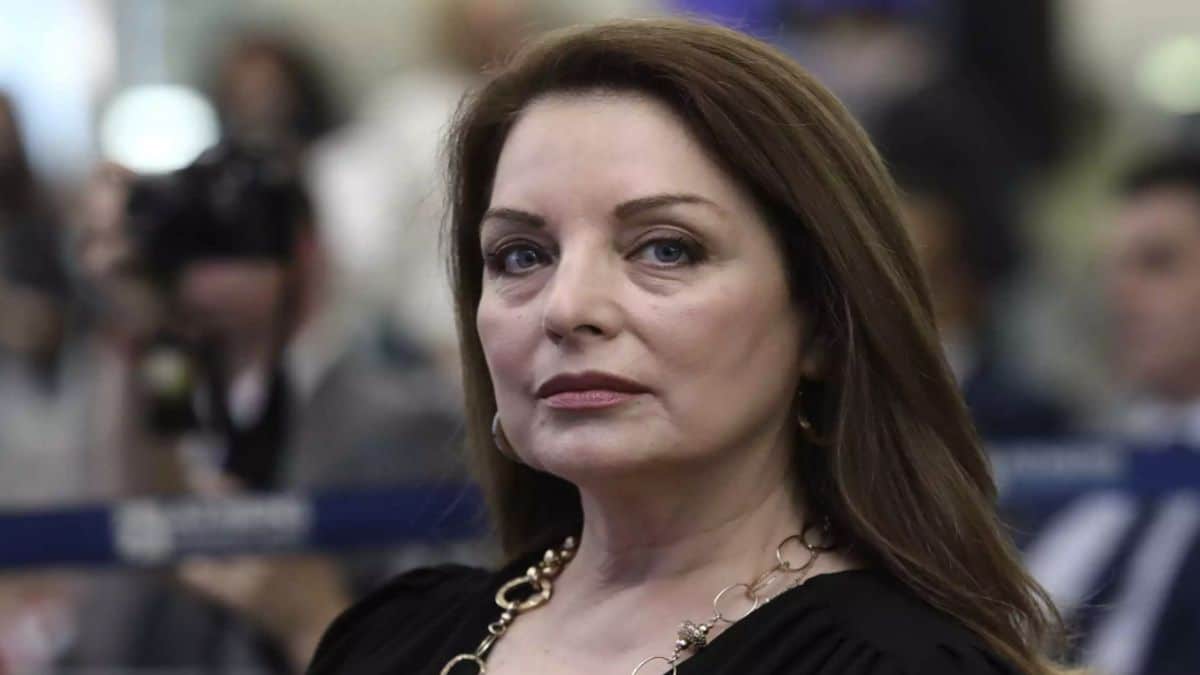 Πυρετώδεις ετοιμασίες για την Άντζελα Γκερέκου – Η ανακοίνωση για το επαγγελματικό της βήμα