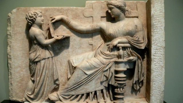 Κανένα τηλέφωνο και ίντερνετ: Ο απίστευτος τρόπος που αντάλλαζαν μηνύματα οι Αρχαίοι Έλληνες