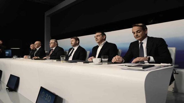 Έκλογές 2023: Η «ακτινογραφία» του debate! Το προσκήνιο, το παρασκήνιο και οι εντυπώσεις – Τα σχόλια και οι “γκρίνιες” των πολιτικών αρχηγών – Τι δεν έδειξαν οι κάμερες (Video)