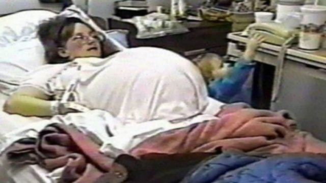 29χρονη έγκυος γέννησε επτάδυμα το 1997 – Δείτε πως είναι σήμερα, 25 χρόνια μετά!