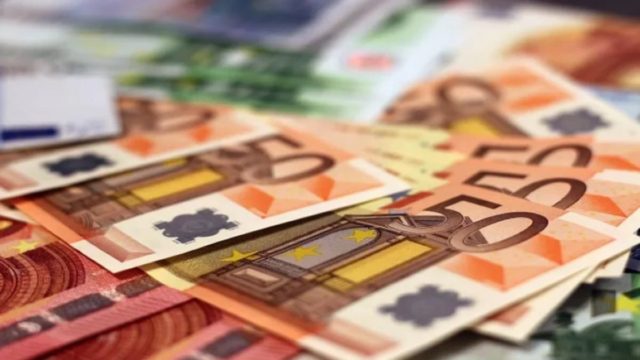 Έκτακτο επίδομα 400 ευρώ – Αναλυτικά τα κριτήρια και οι προϋποθέσεις