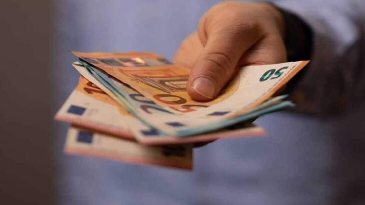Τεράστια ανάσα: Νέο επίδομα 600 ευρώ!