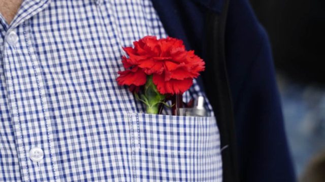 Εργατική Πρωτομαγιά: Στους δρόμους εργαζόμενοι και συνδικάτα – Κλειστό το κέντρο της Αθήνας (photos)
